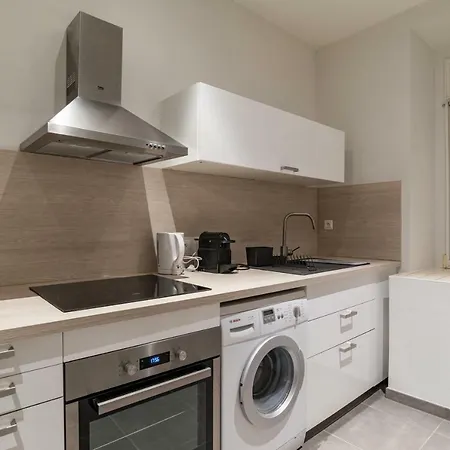 Citycosy - Modern Family Deserte