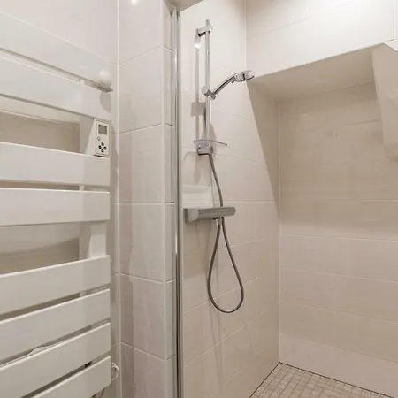 Citycosy - Modern Family Deserte Apartament